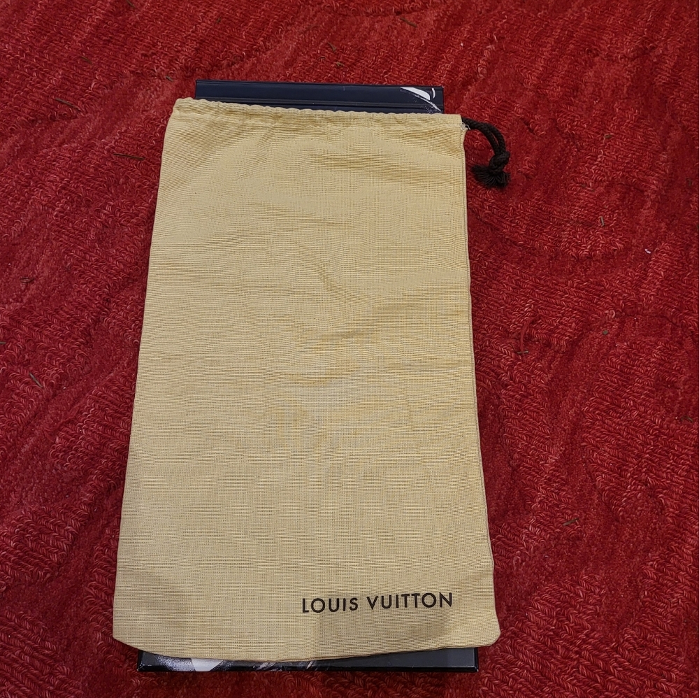 Authentic louis vuitton dust Cover